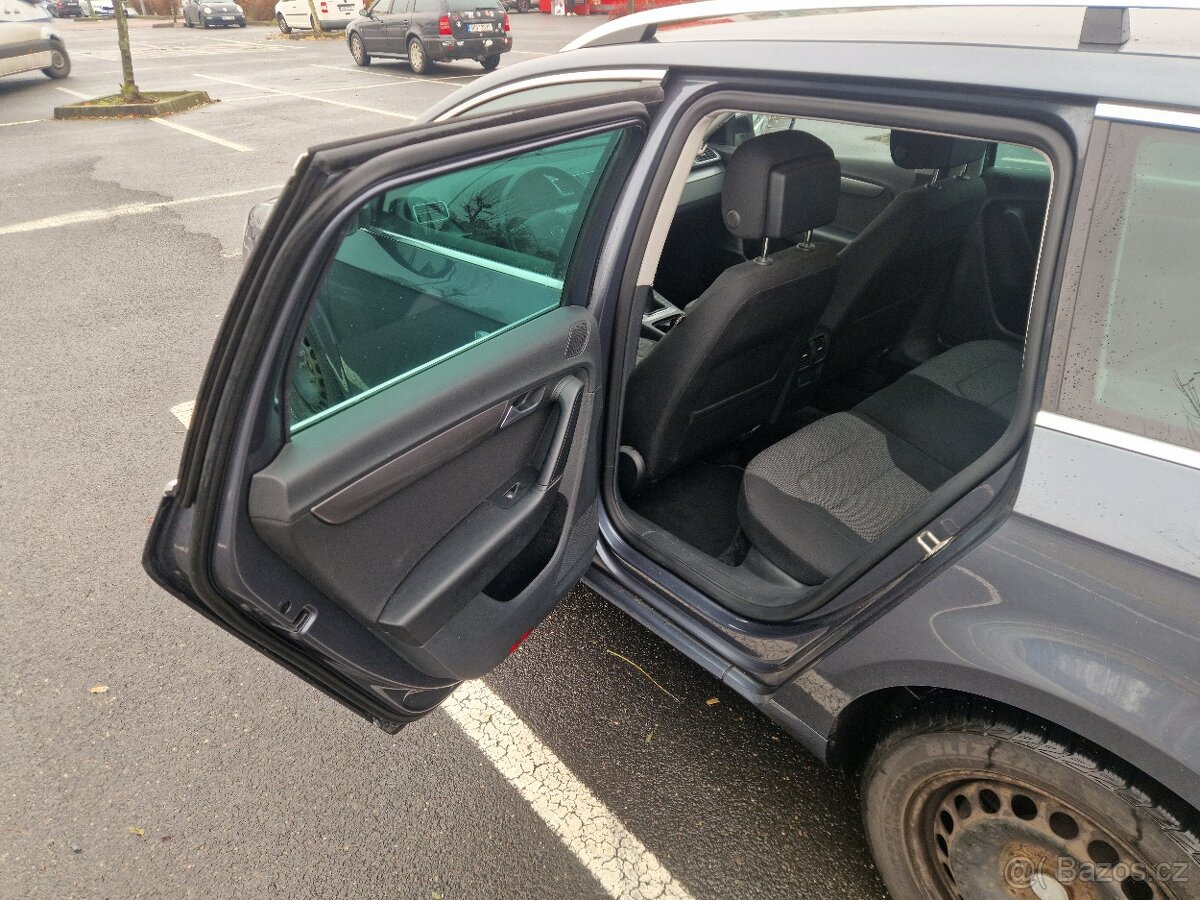 VW Passat B7 Variant 2.0 TDi 103kW - 13