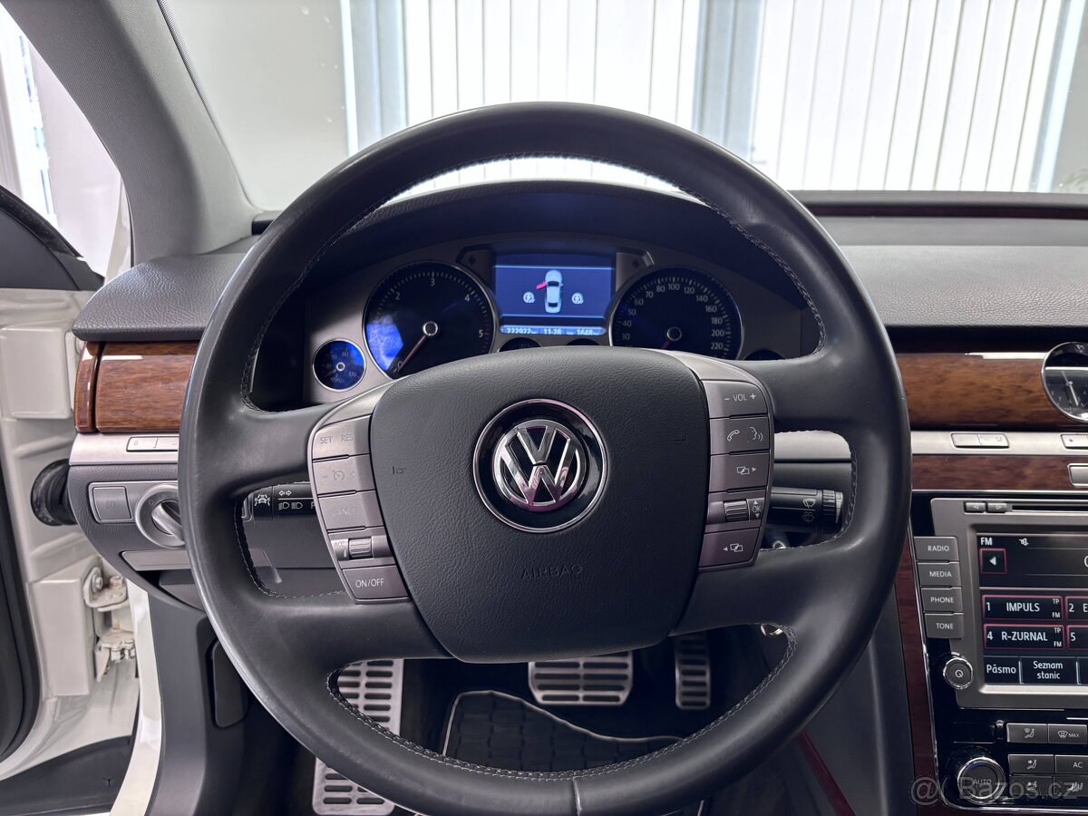 Volkswagen Phaeton 3.0TDI, 2011 - 13