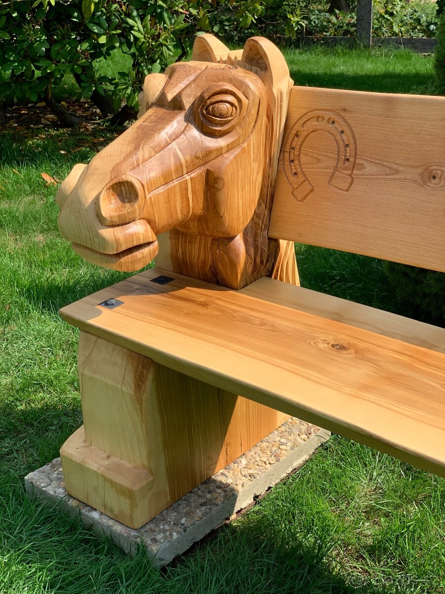 Dřevěná socha - 13