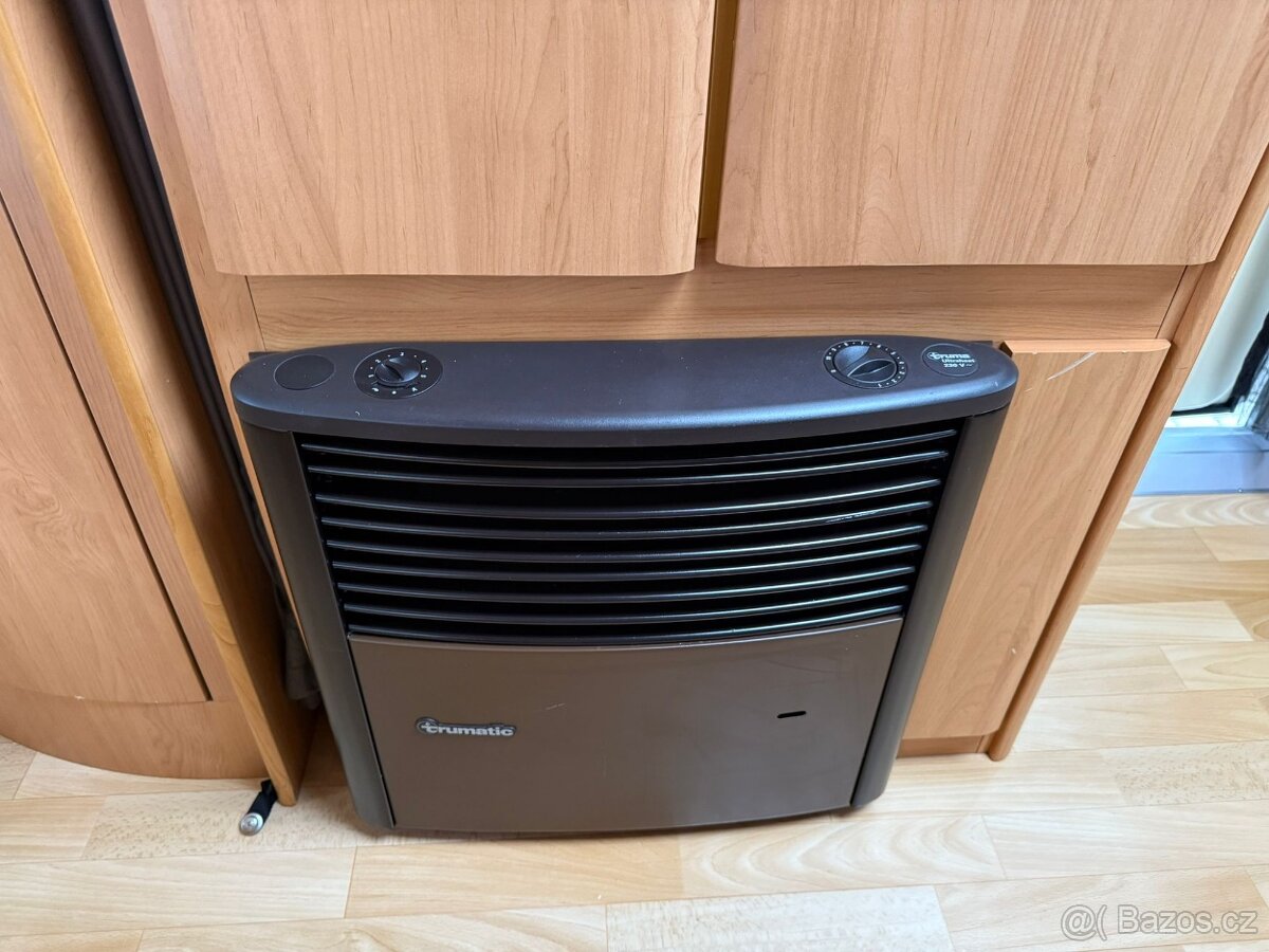 Hobby Excellent 460, 4 osoby, bojler, sprcha, stan - 13