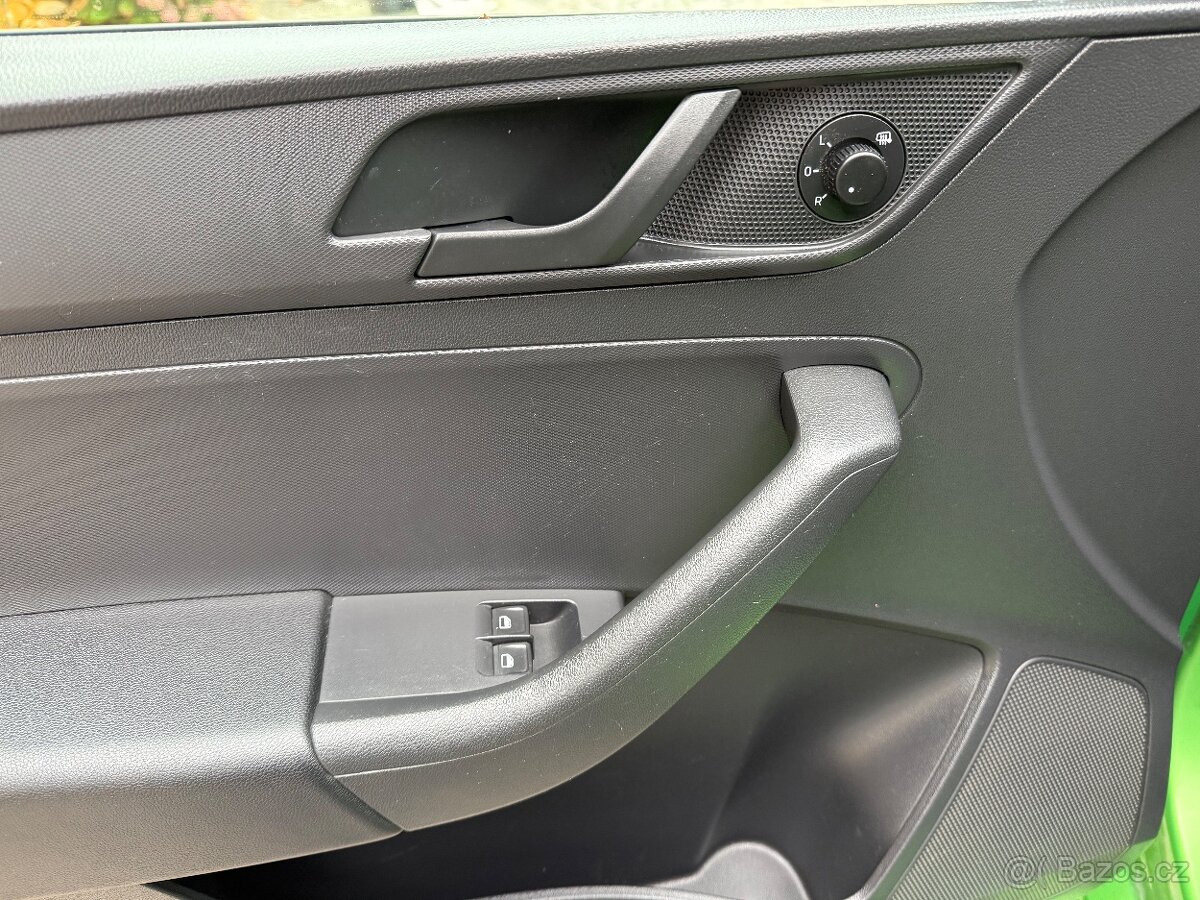 ŠKODA RAPID SPACEBACK 2014 1.2TSI 63KW AMBITION - 13