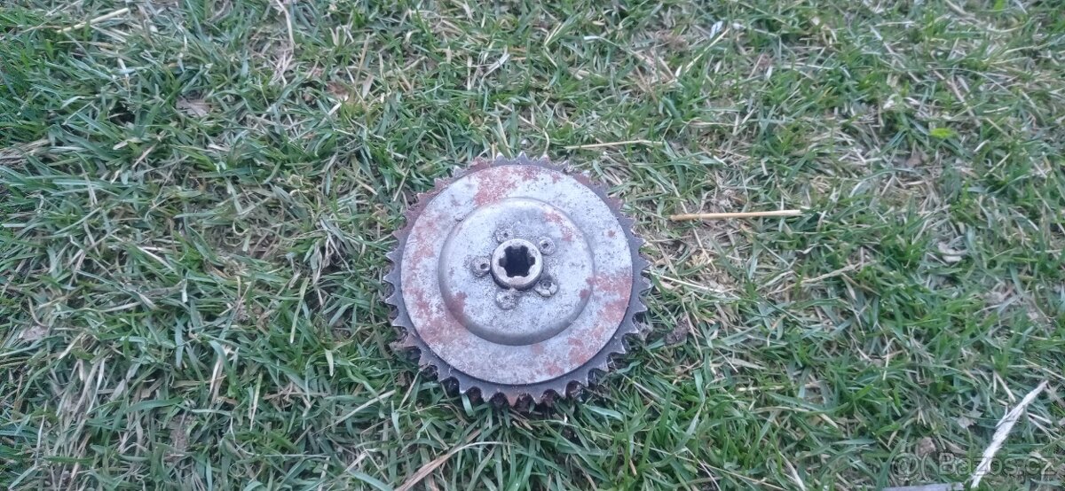 Kaslíky, sedlo a díly - 13