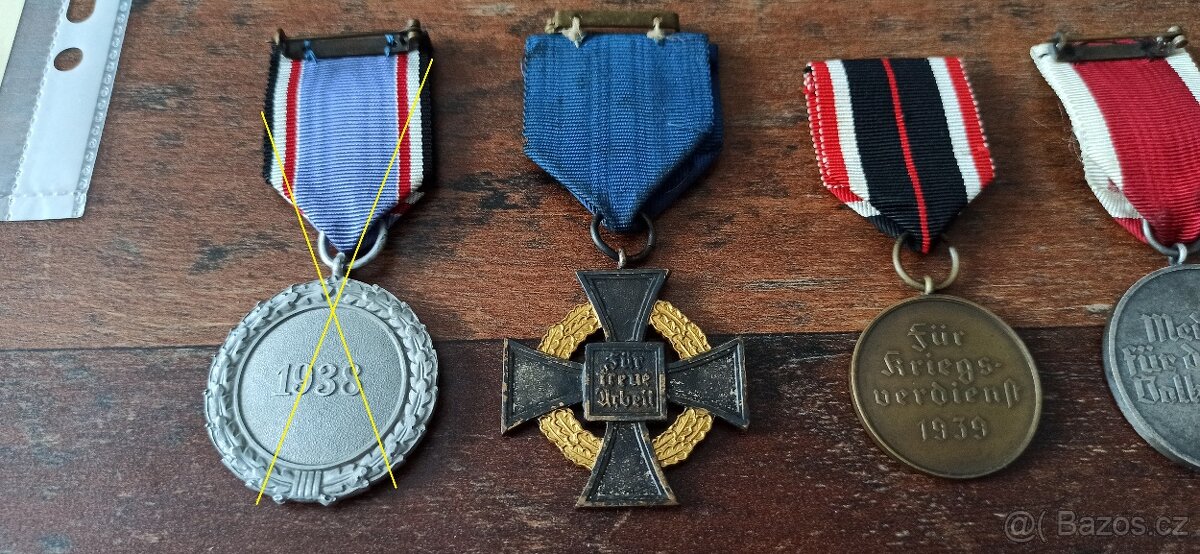 Medaile, vyznamenání, odznaky Německo. - 13