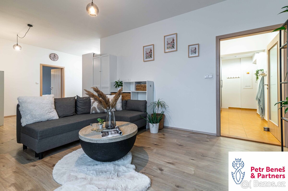 Přízemní byt 2+kk s předzahrádkou, ev.č. 00137 - 13