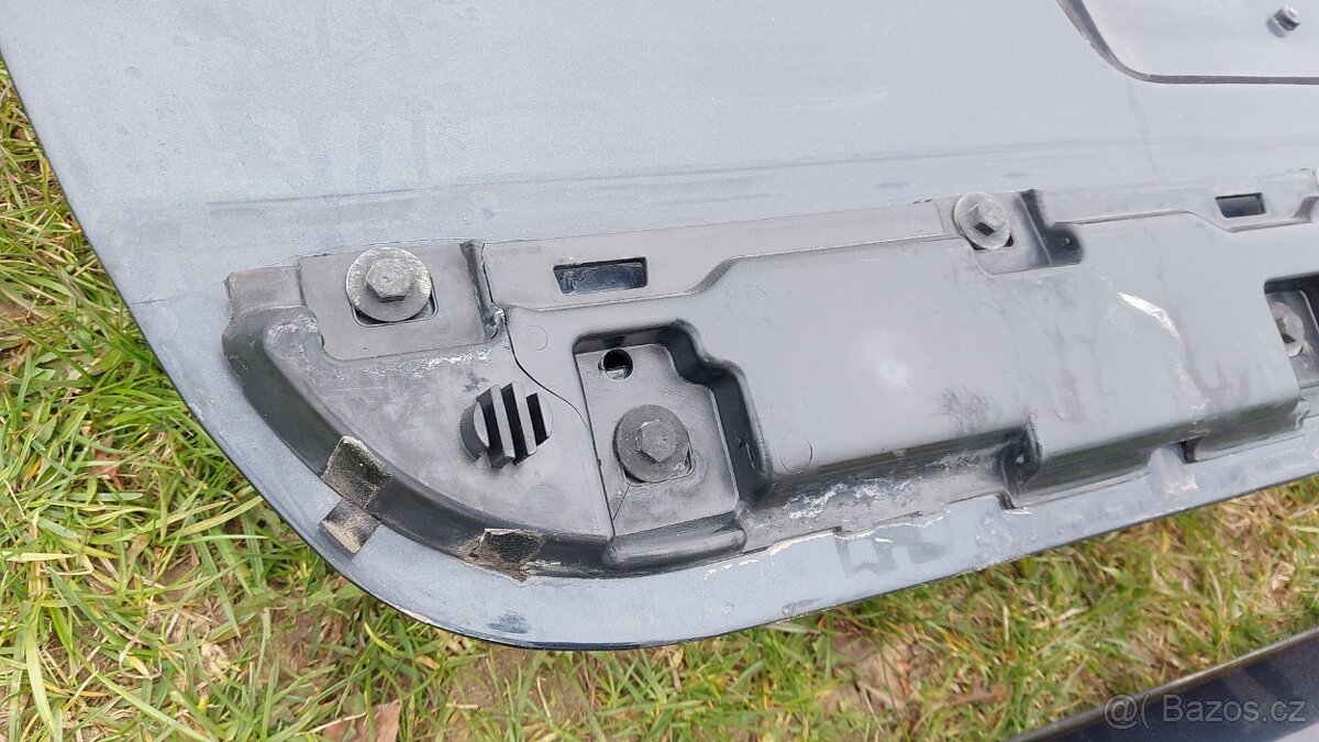 Mercedes ML - Dveře kufru černé - 13