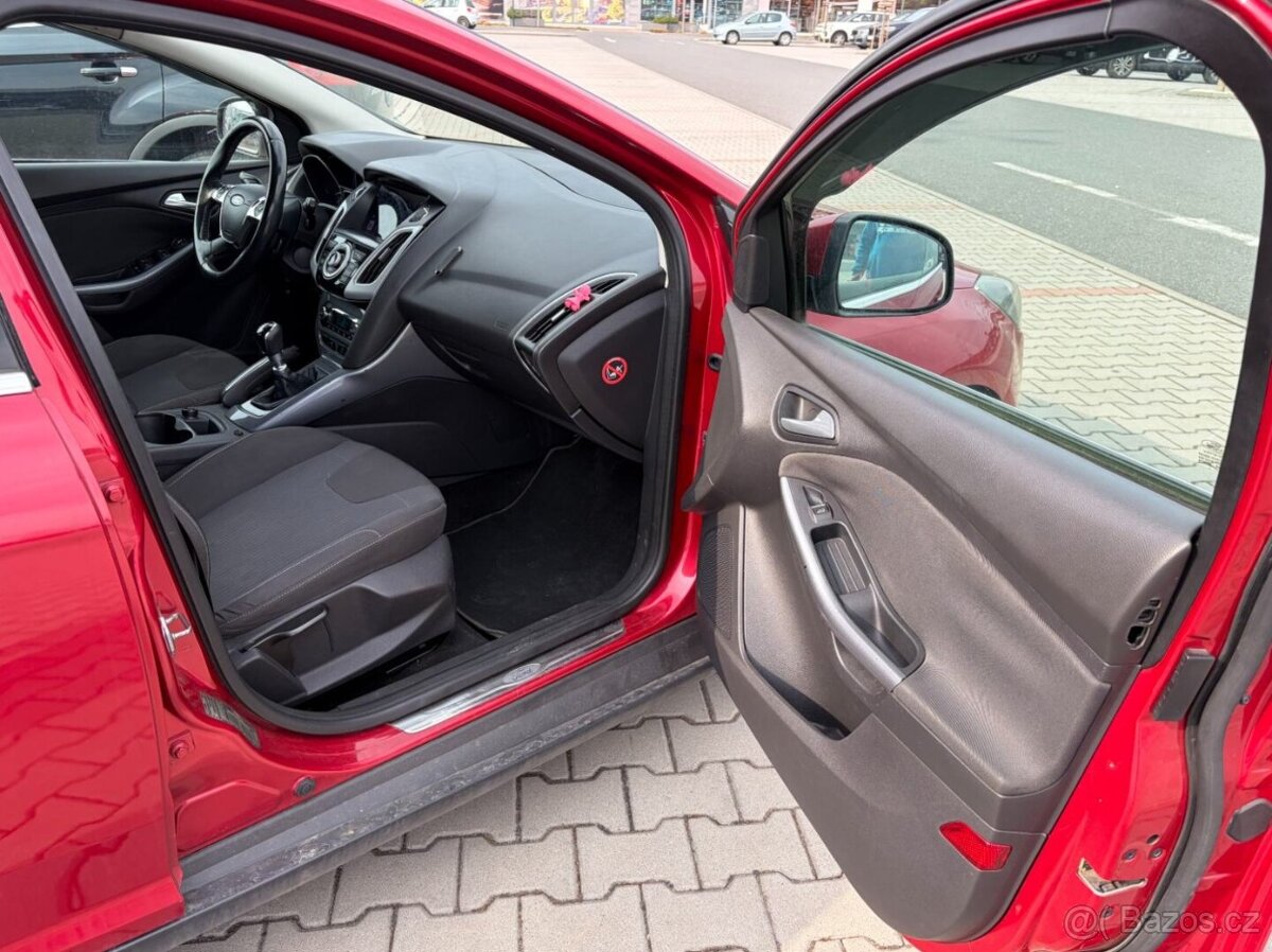 Ford Focus 1.6 EB 110kw TOP VÝBAVA - 13