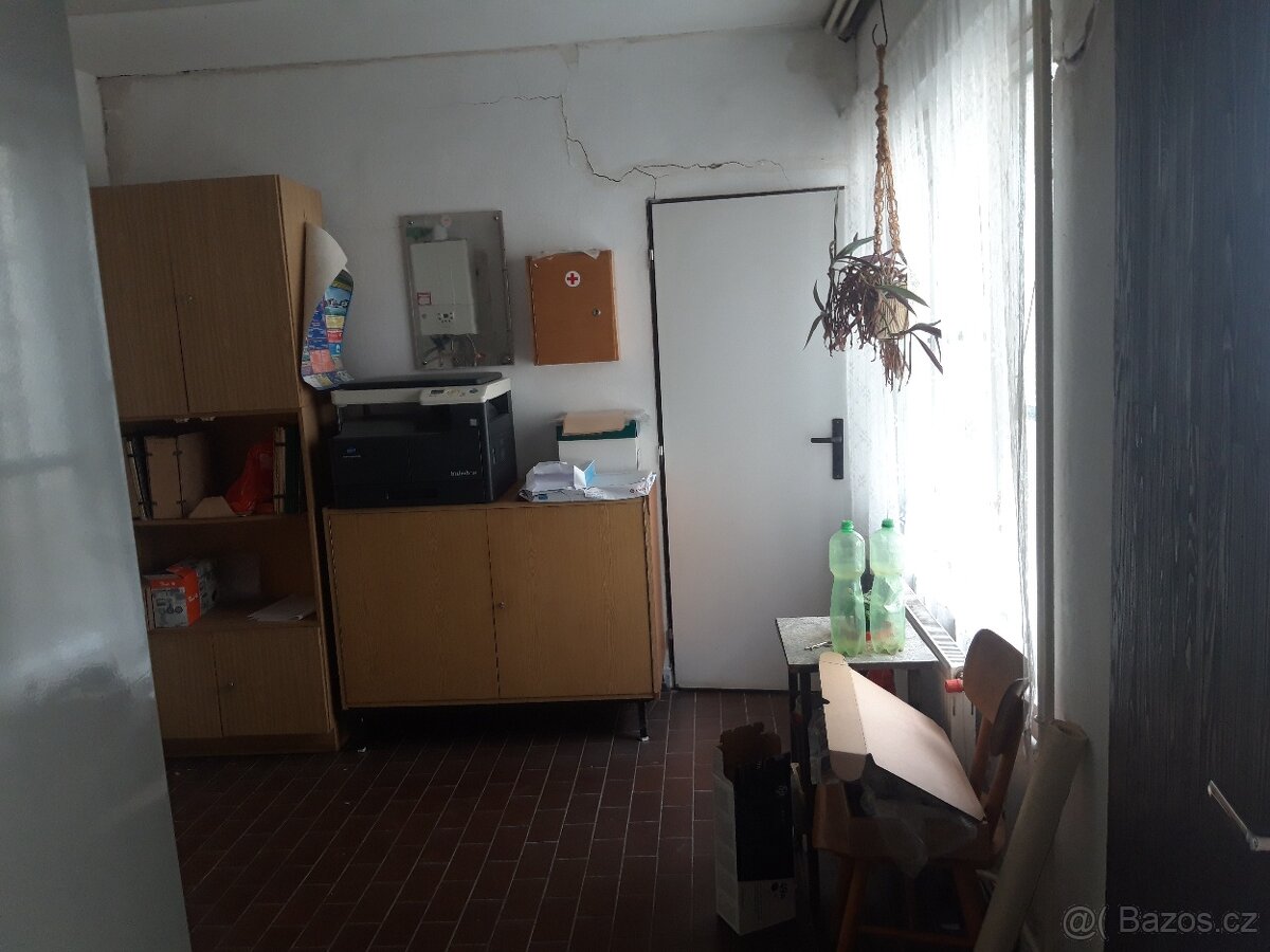 Prodej obchodního prostoru 2977 m² , Praha - Běchovice - 13