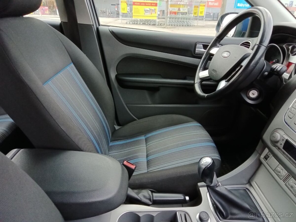 Prodám Ford Focus Combi 1.6TDCI 74KW Trend D r.v. 2008 - 13