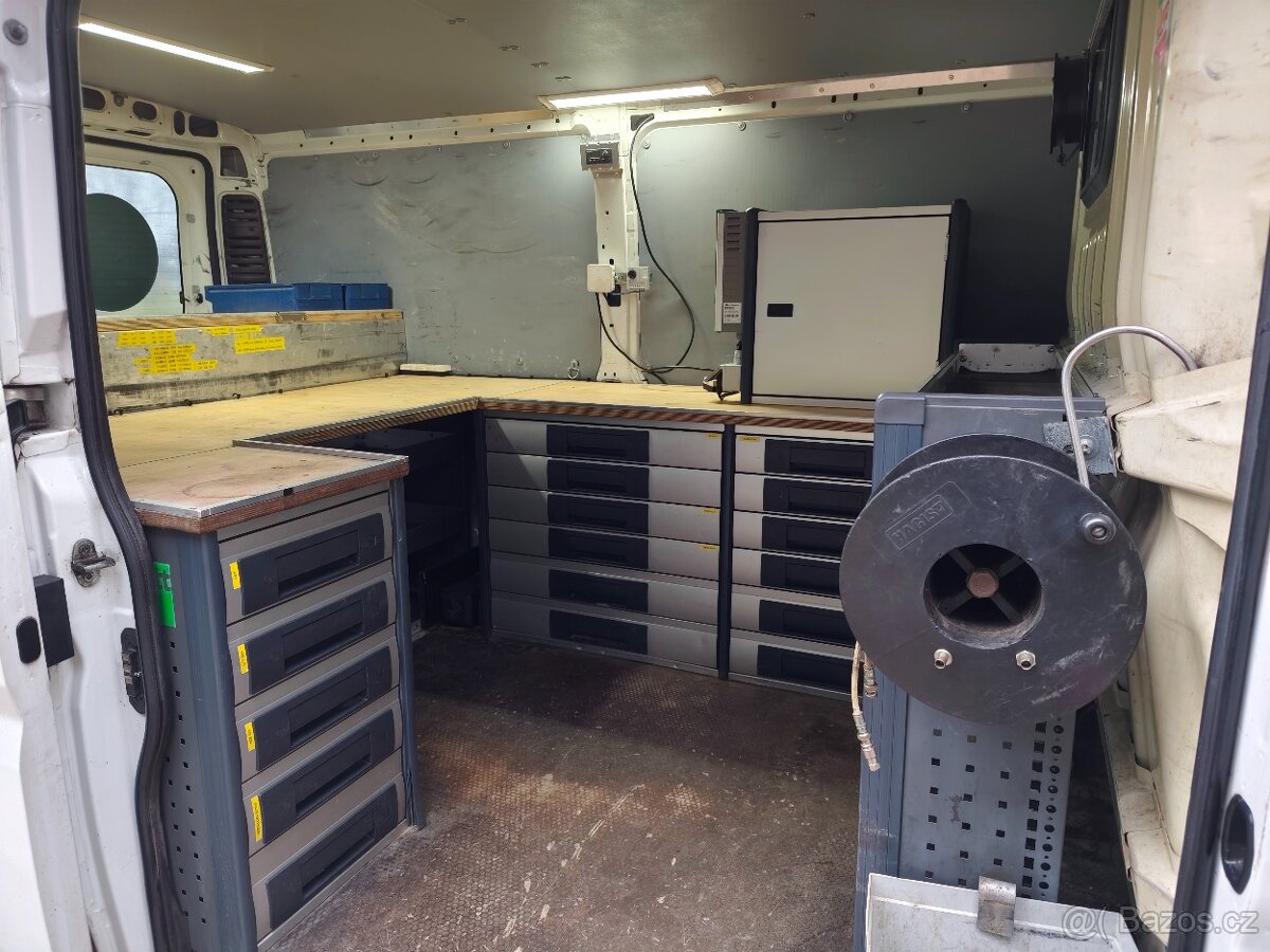 CITROEN JUMPER Servisní vůz s vestavbou - DÍLNA/KANCELÁŘ - 13