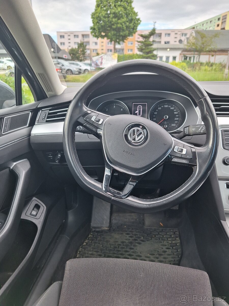 VW Passat Highline - 13