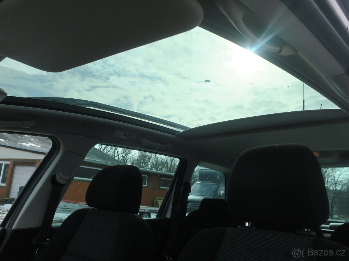 Peugeot 307 2.0 i 16V 100 kW - 13