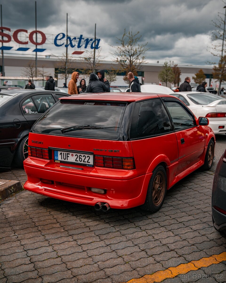 Suzuki swift GTi mk2 - 13