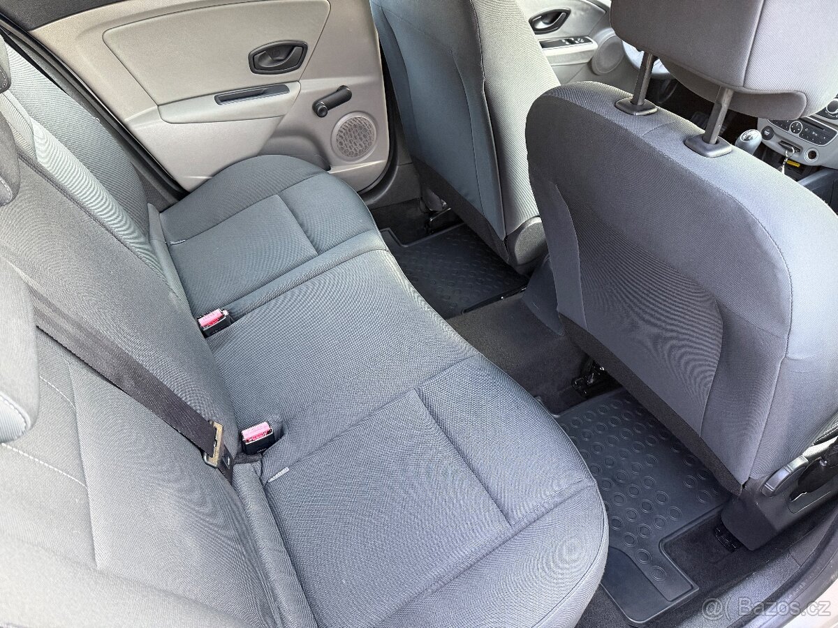 Renault Megane III. - 1.6 16V - 2010 - combi - 13