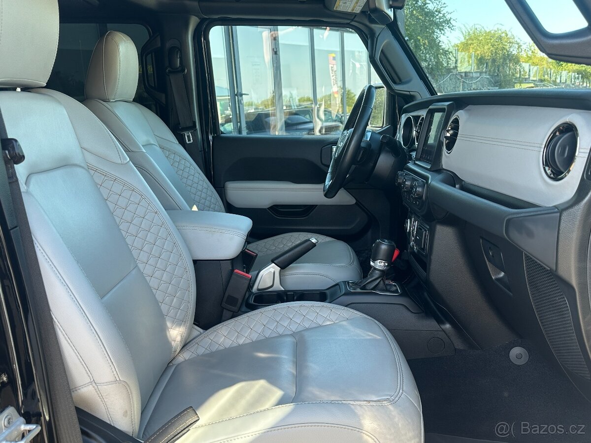 Jeep Wrangler 2022 - 13