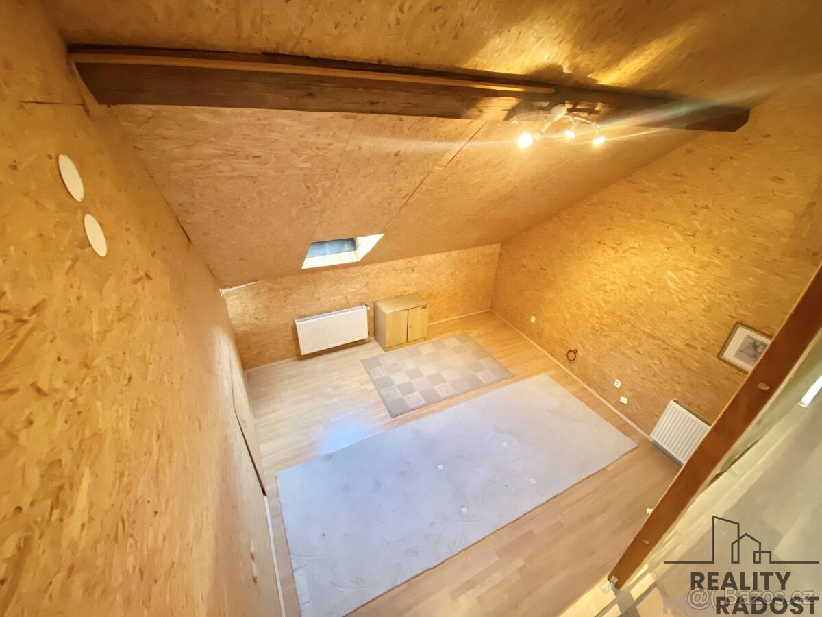 Prodej rodinného domu Olomouc, Chválkovice. - 13