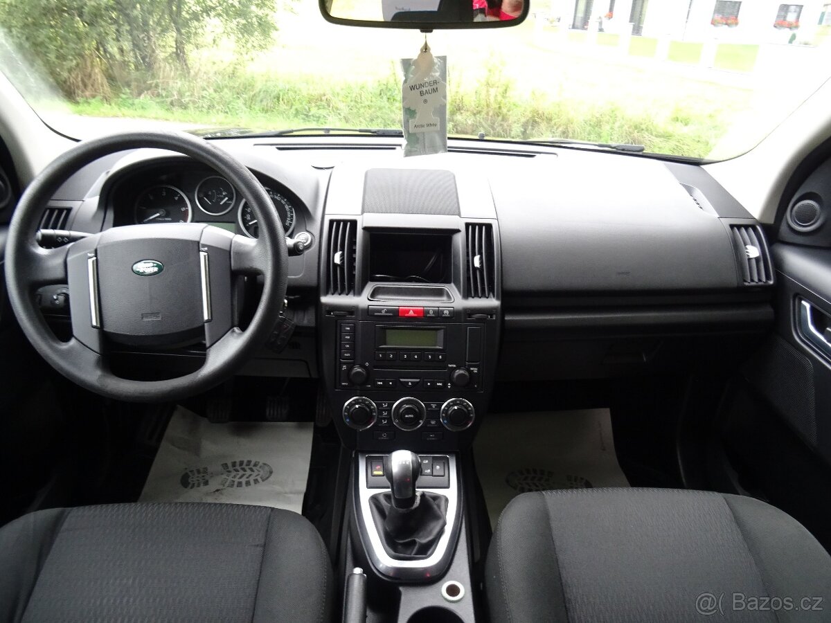 Land Rover Freelander 2.2 TD4 4x4 2x originál kola, tažné - 13