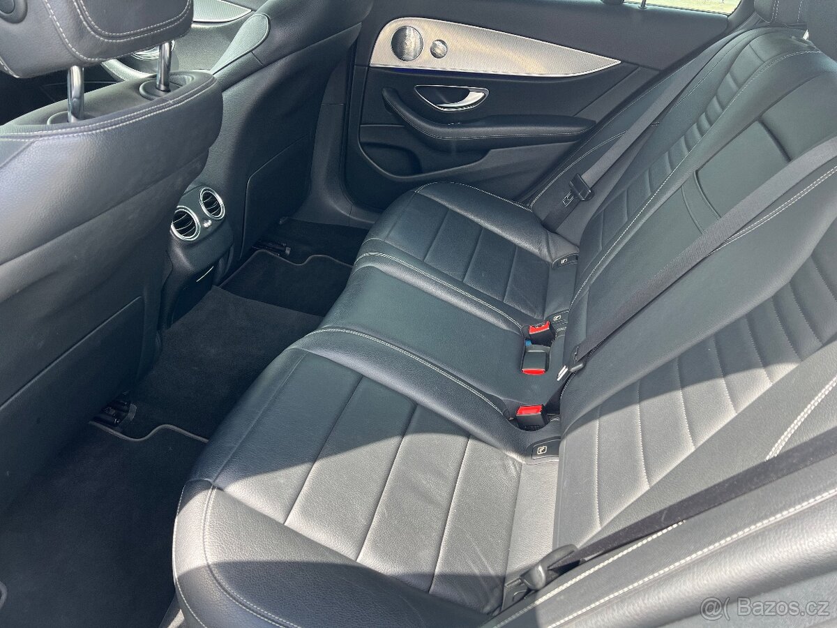 Mercedes E 220d AMG - 13