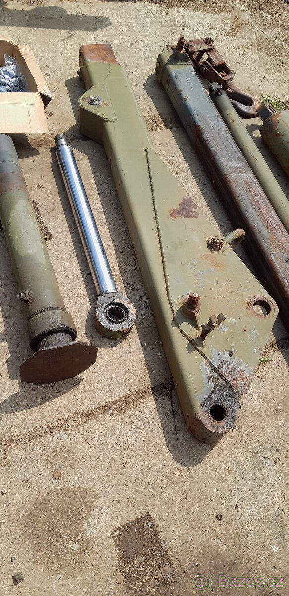Hydr.ruka HR 3001 - 13