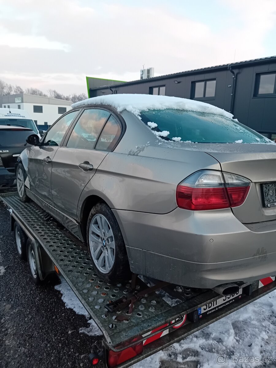 Víko kufru BMW e90 r.v 2008 kod barvy A53 - 13