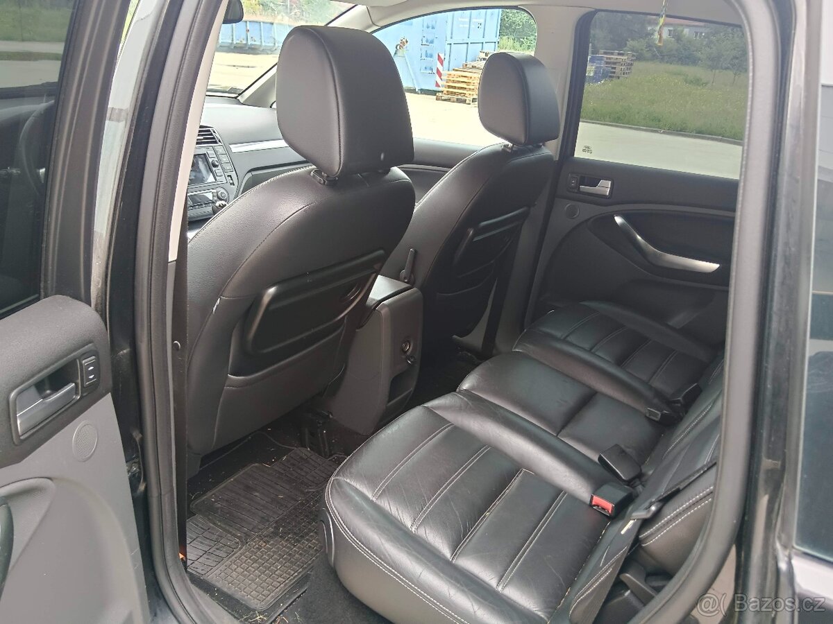 Ford C-Max - 13