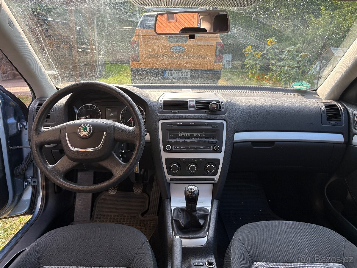 Škoda Octavia 1.6 MPI - 13