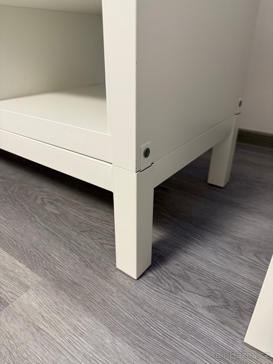 Prodám Kallax ikea, 2ks s podnožím. - 13