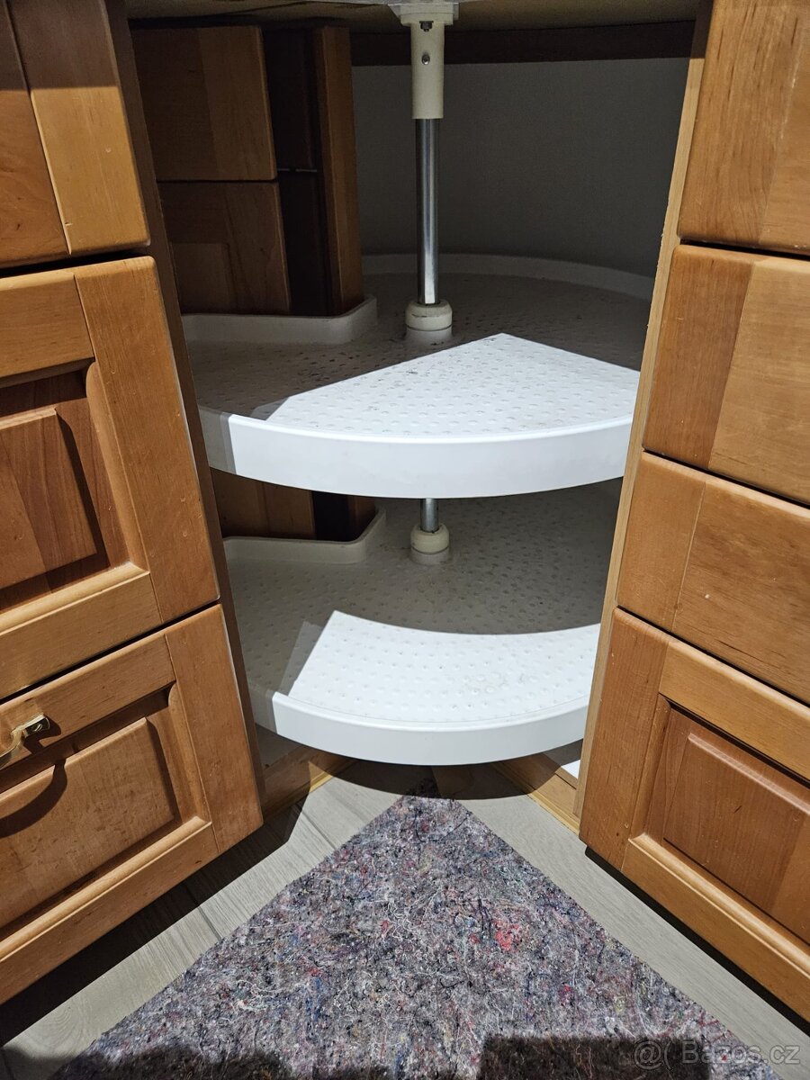 Kuchyňská linka z Německa se spotřebiči - 13