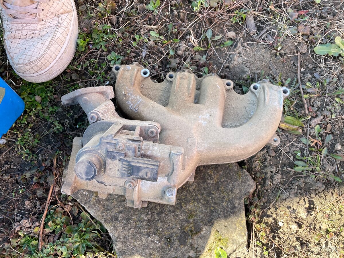 Díly na octavia 2 - 13