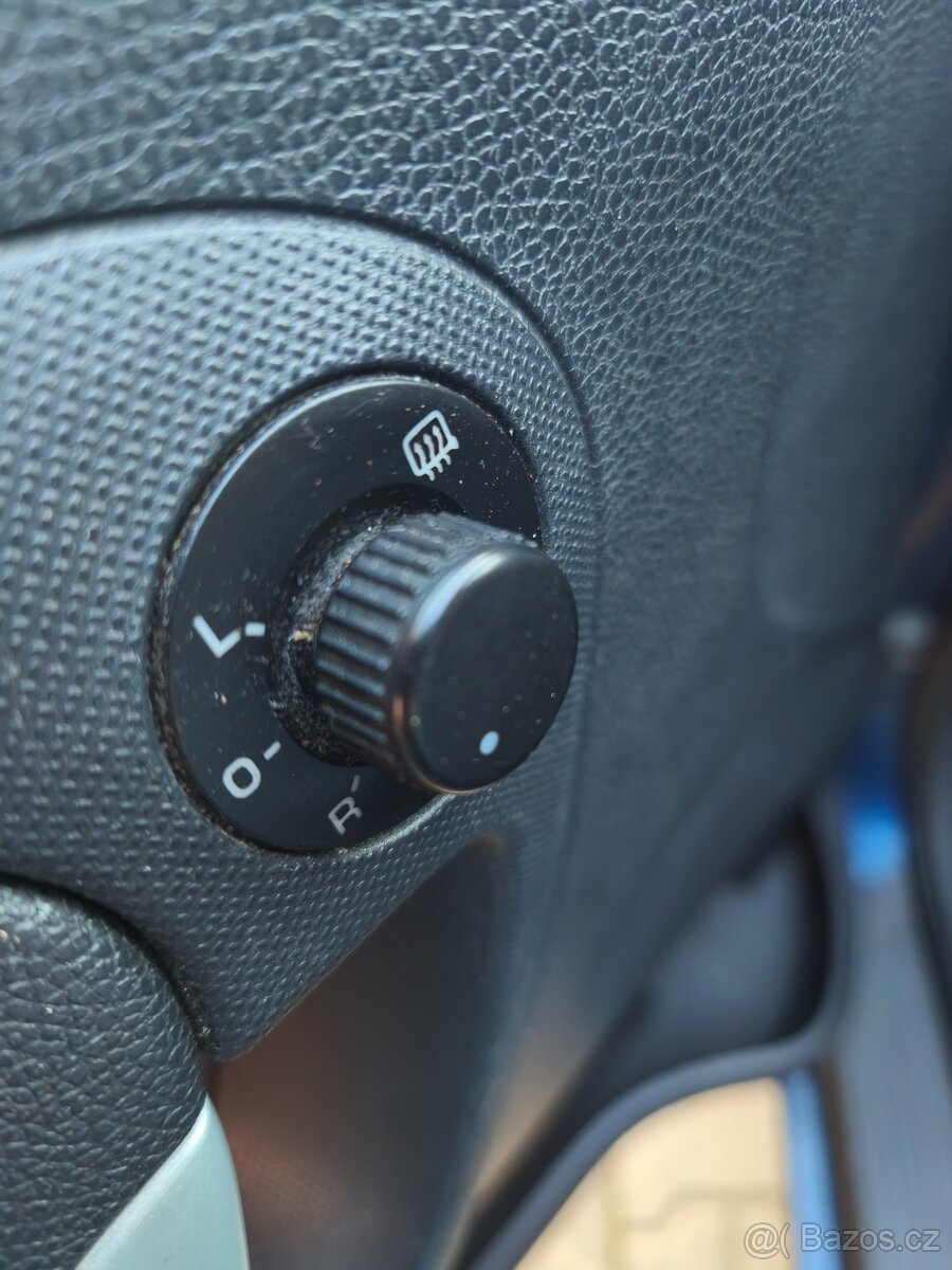 Škoda Fabia 1.2Htp STK do 09/2027 - 13