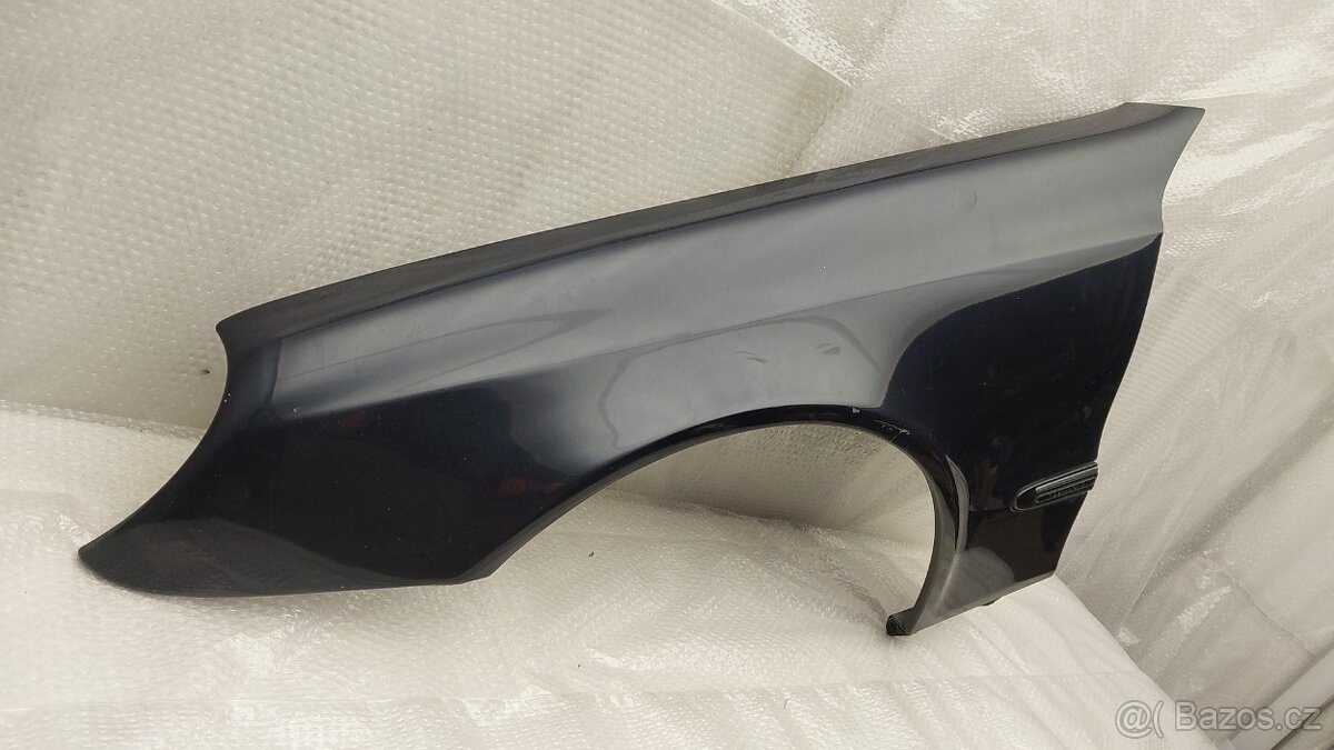 Mercedes w220 S class - Blatníky přední - 13