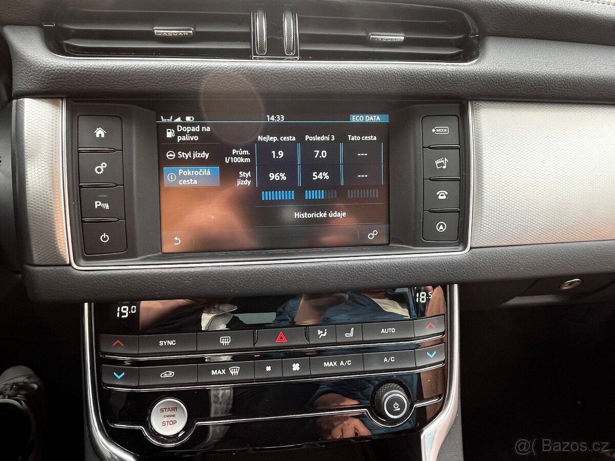 Jaguar XF, sedan - 13