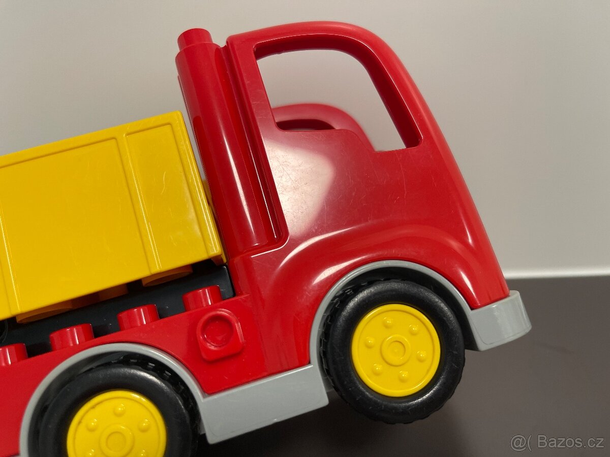 Lego Duplo červené auto - 13