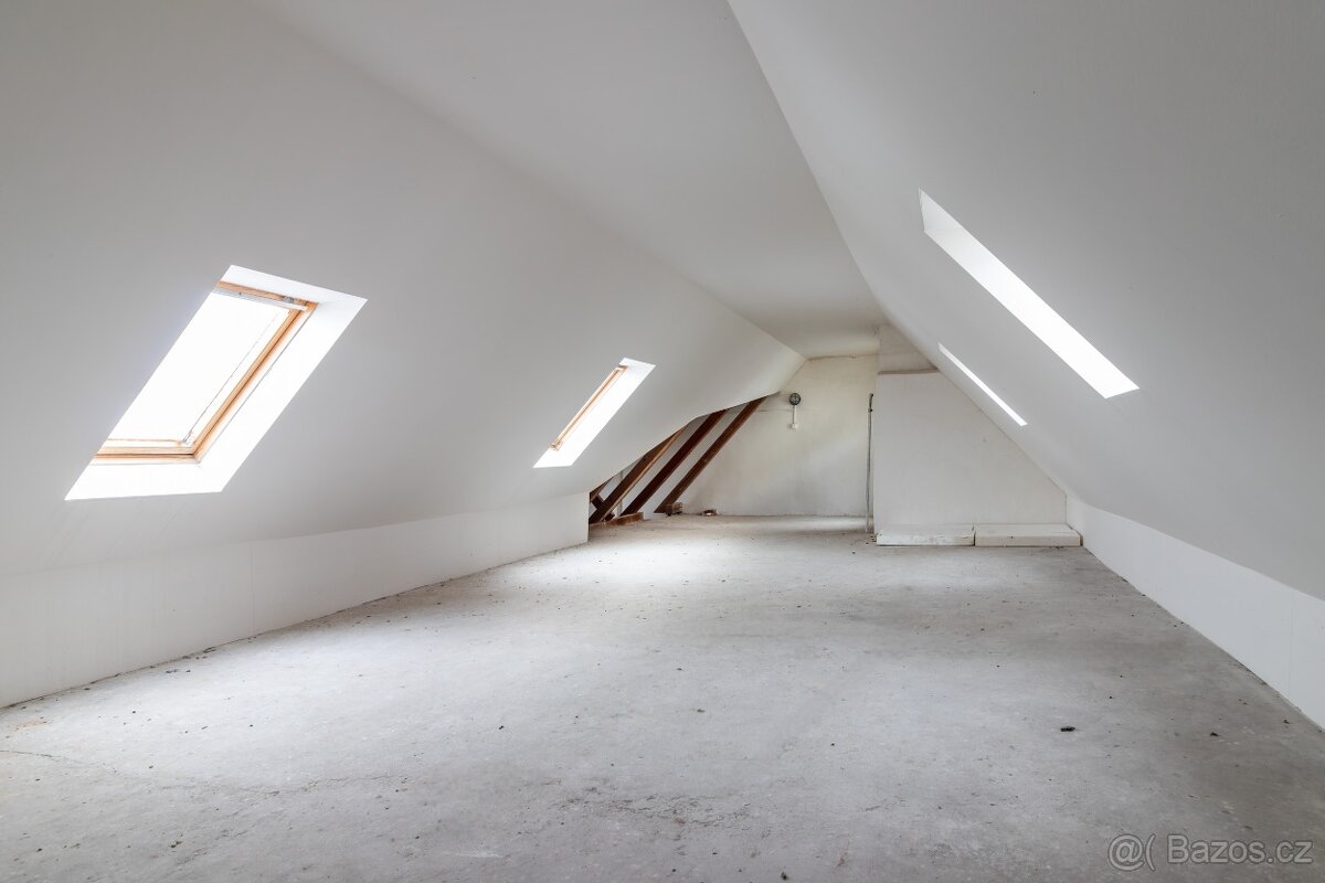 Polyfunkční dům v centru Soběslavi - 13