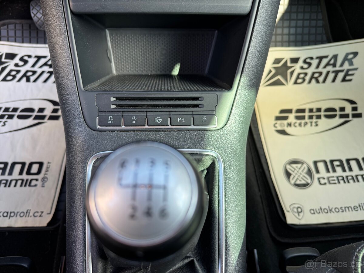 VW Tiguan, 150 PS, Navigace, edice Team - 13