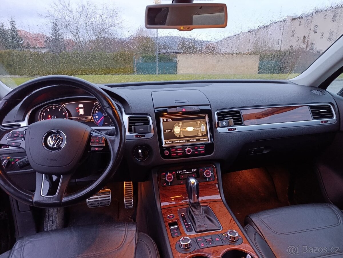 VW Touareg 3.0 tsi hybrid 380Ps - 13