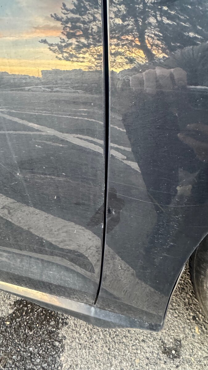 Volkswagen Golf VII 2.0 TDI 2017, výbava Highline - 13