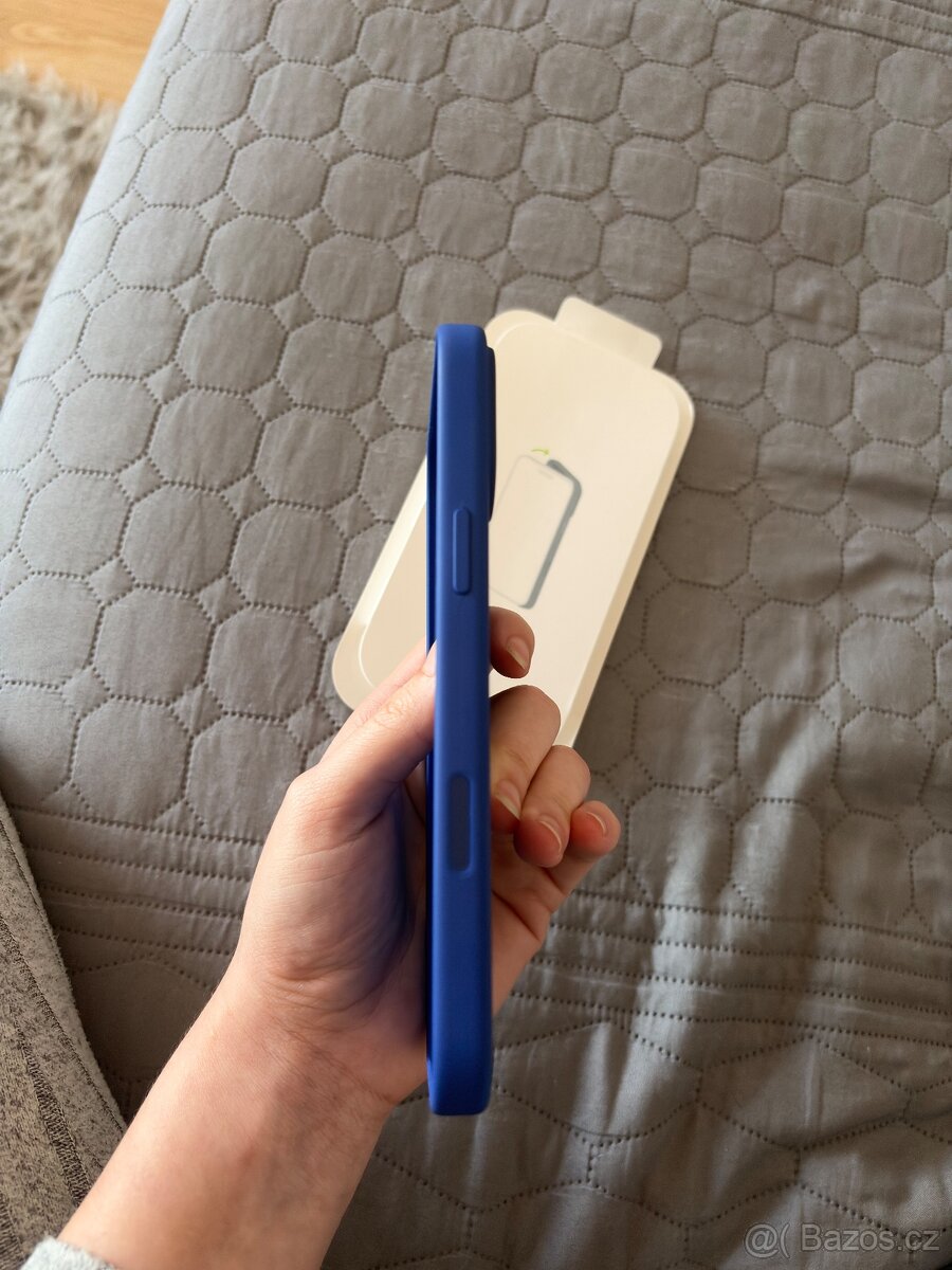 MagSafe kryty na iPhone 16 Plus - 13