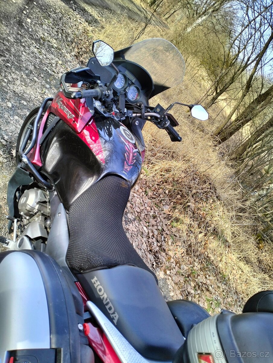 Prodám Honda Varadero - 13