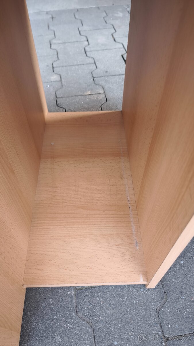 Přebalovací pult - 13