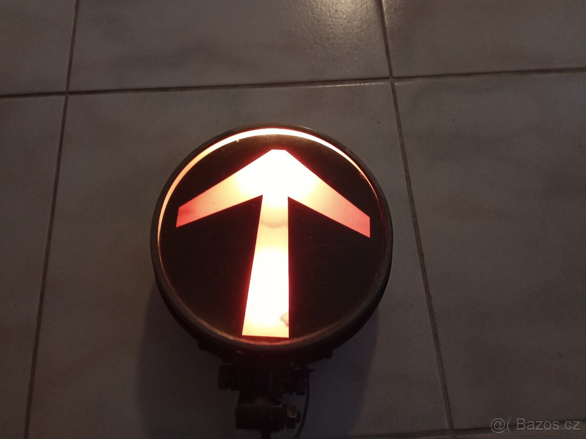 Směrová šipka na veterána - 13