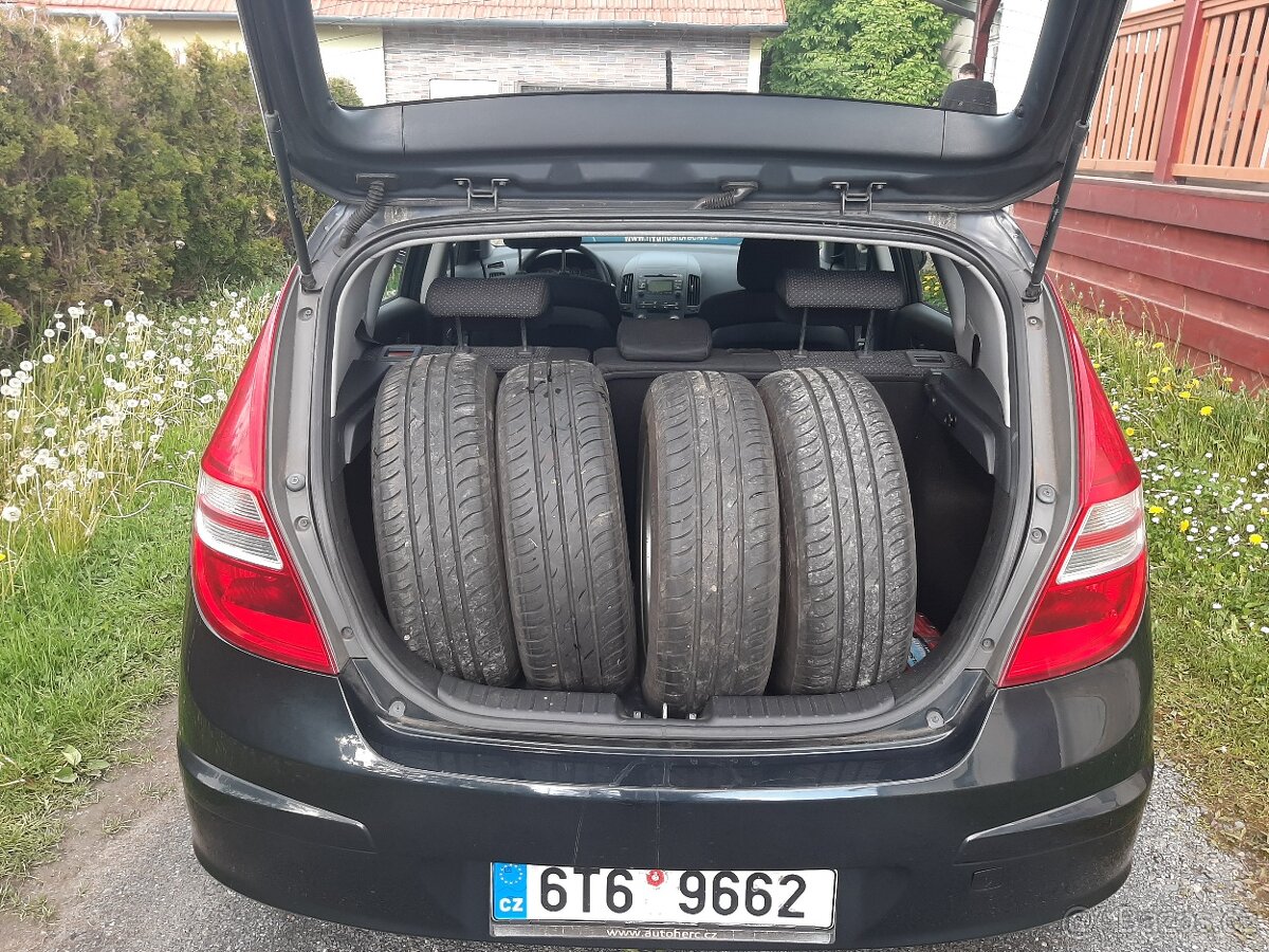 Prodej vozidla Hyundai i30 - 13
