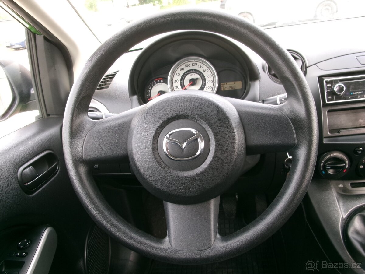 PRODÁM Mazda 2 1.3i KLIMA WEBASTO - 13