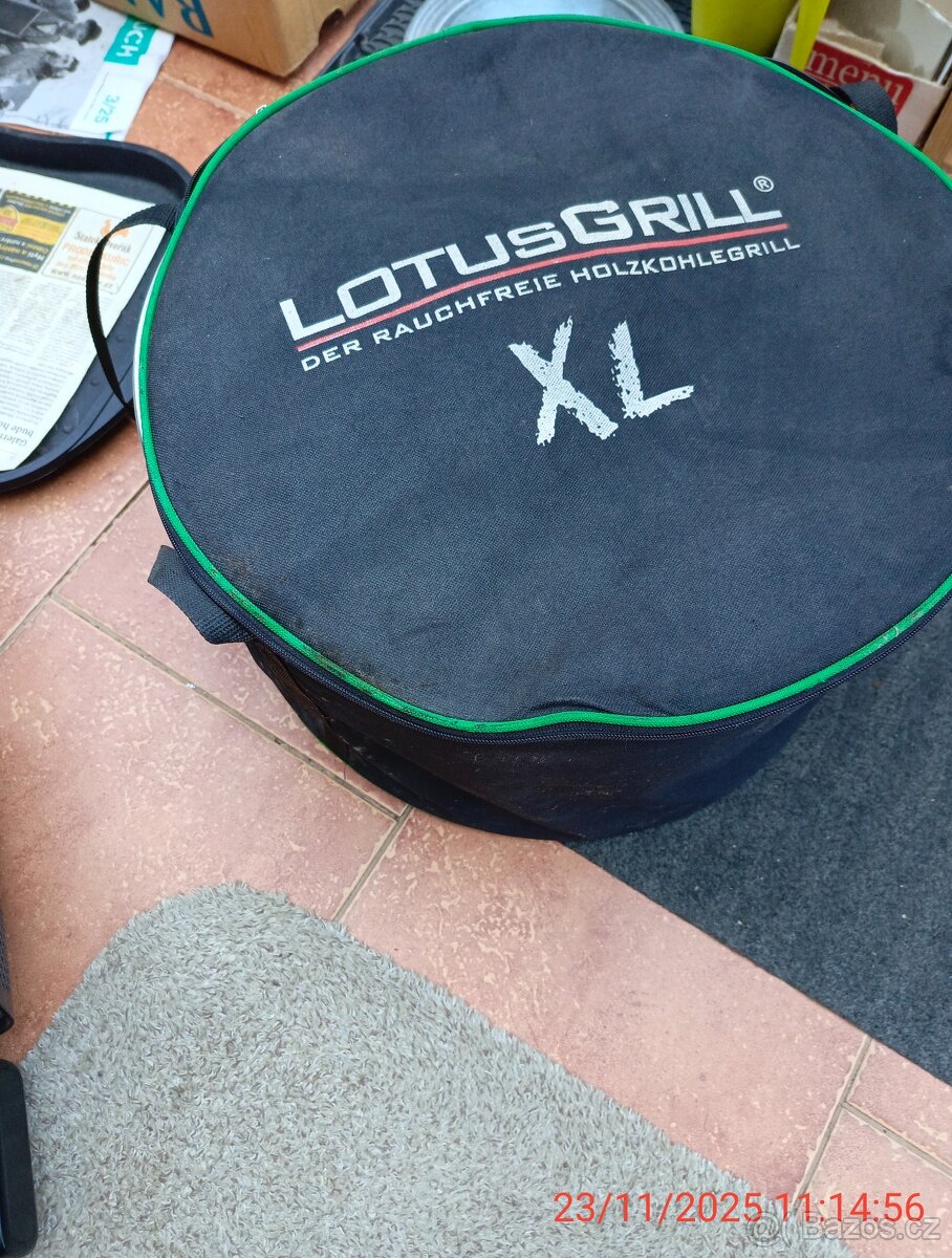 Gril (bez kouře) na dřevěné uhlí. - 13