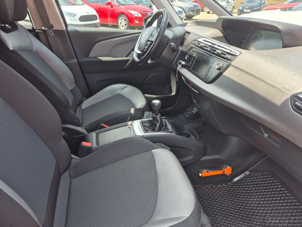 C4 Picasso, 2,0HDI, 7-míst - 13