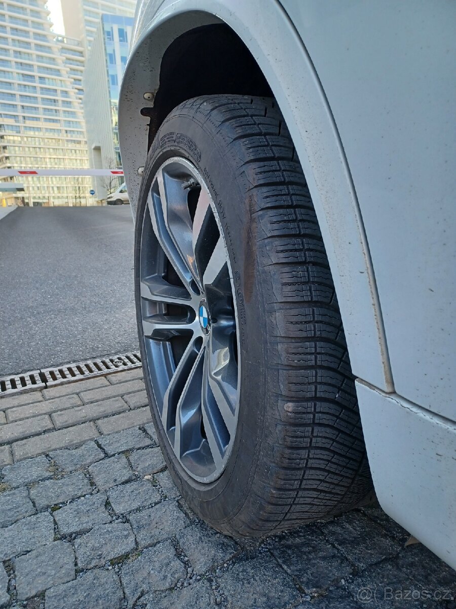 BMW X5 M50d 280 kW PANORAMA 7míst ČR 2.Majitel - 13