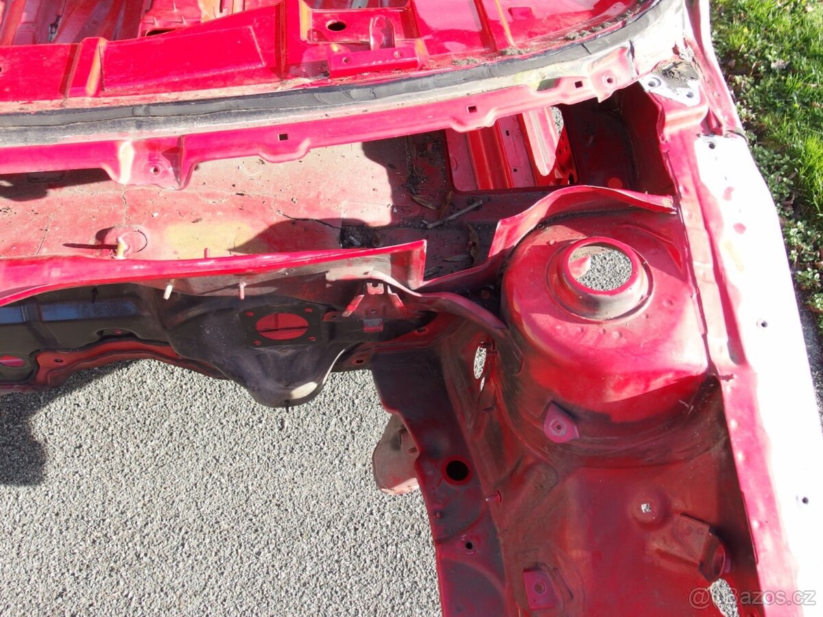 Havarovaná karoserie Škoda Octavia I hatchback - 13