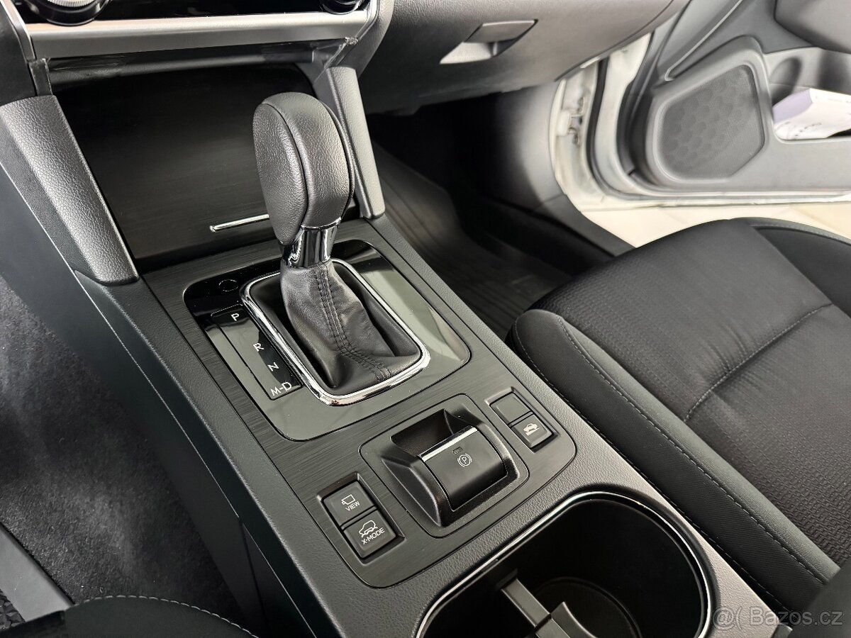 Subaru Outback 2.5i AWD Aut REZERVACE - 13