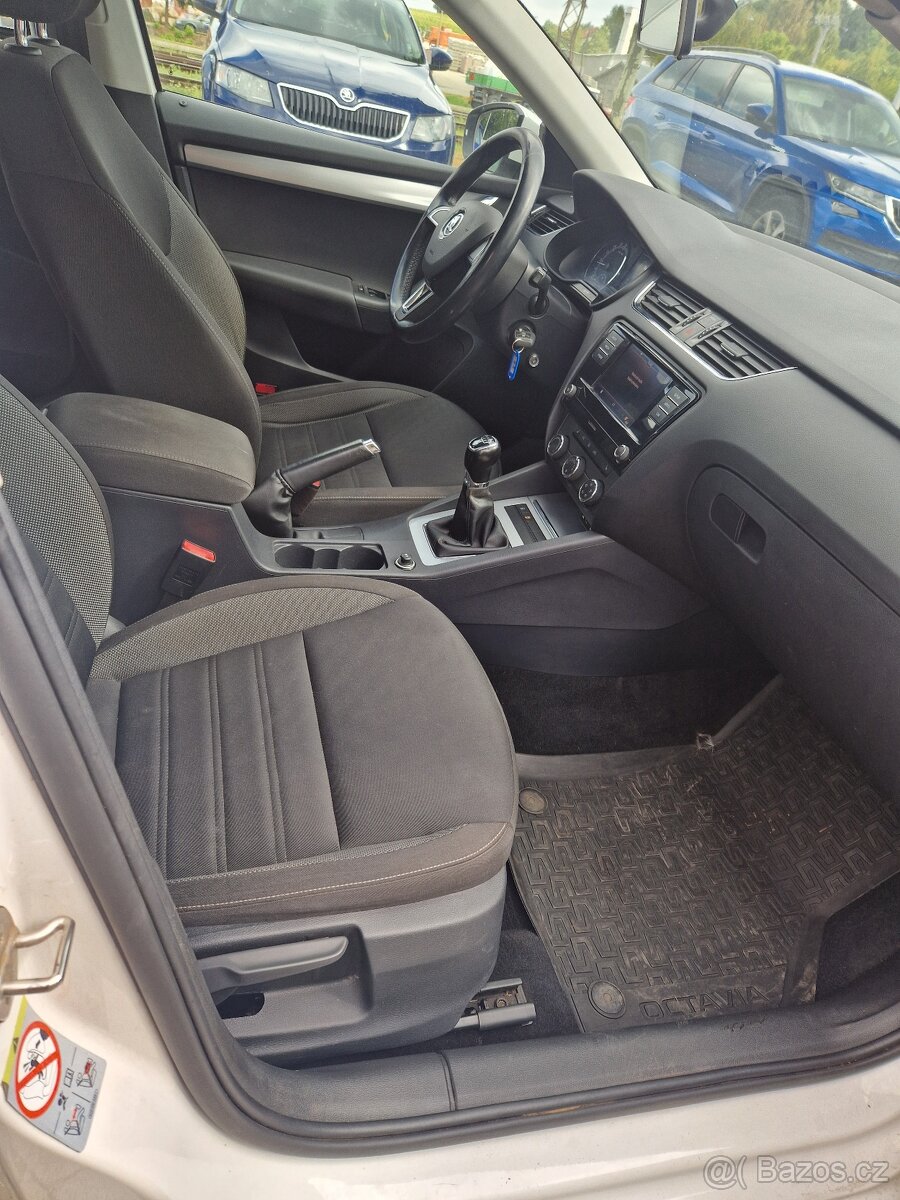 Škoda Octavia 3 facelift 2017 - 13