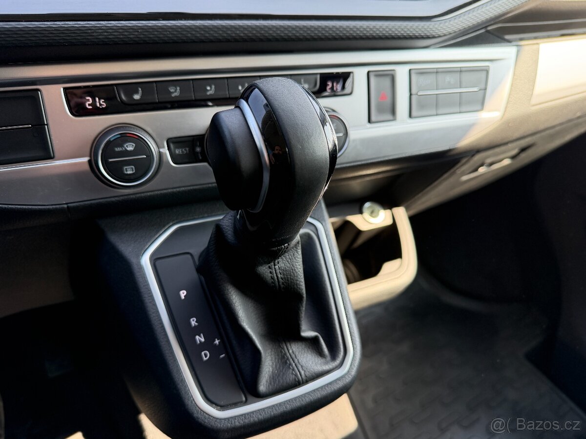 VW Multivan 6.1 Comfortline 2,0TDI 110kW DSG - KR - 13