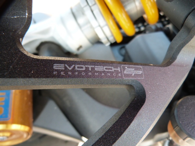 Ducati monster 1200 r - 13